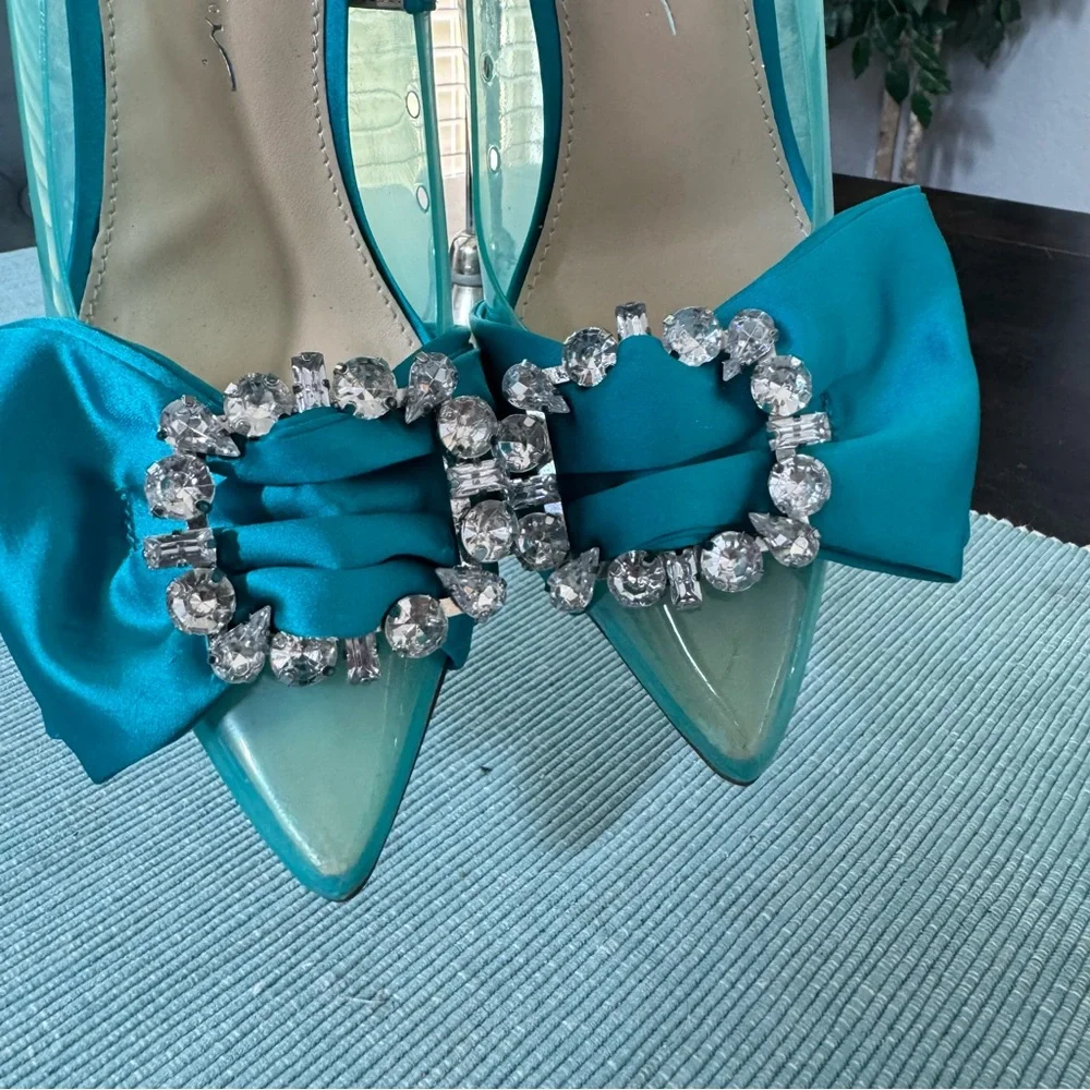 (SOLD) Betsey Johnson Elegant Blue Satin Bow Heels size 7.5 - Picture 3 of 6